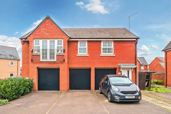 2 Bedroom Detached House For Sale In Wyatt Way, Aylesbury, HP18
