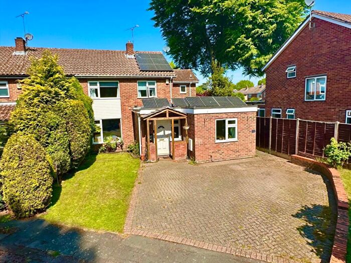 5 Bedroom Semi-Detached House To Rent In Timber Bank, Frimley Green, GU16