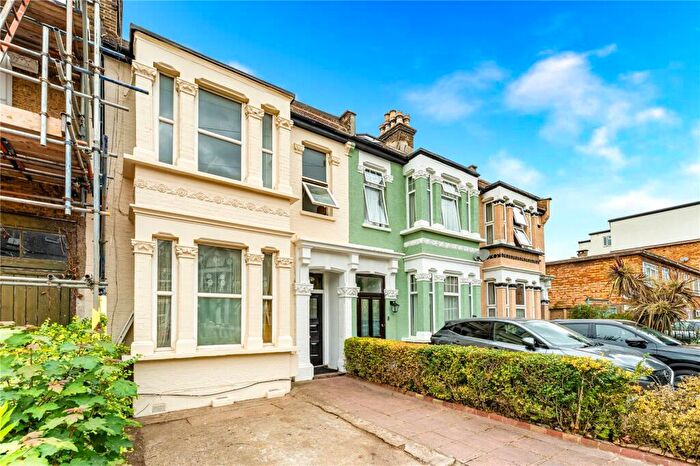 3 Bedroom Terraced House For Sale In Vicarage Road, Leyton, London, E10