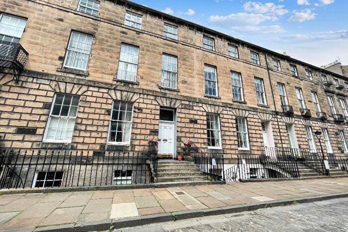 3 Bedroom Flat To Rent In Northumberland Street, New Town, Edinburgh, EH3