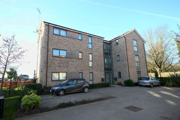 2 Bedroom Flat To Rent In Burlton RoadCambridge, CB3