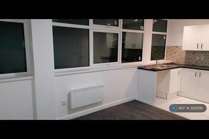 1 Bedroom Flat To Rent In Dudley, Dudley, DY1