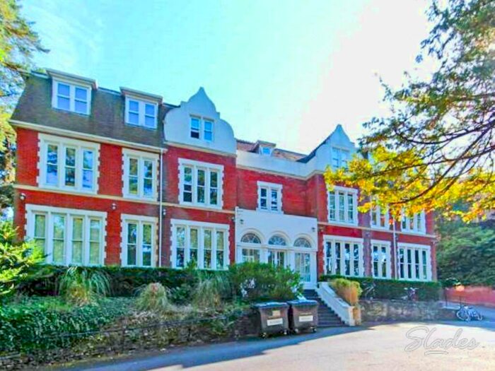 2 Bedroom Apartment To Rent In Chinegate Manor, Knyveton Road, Bournemouth, BH1