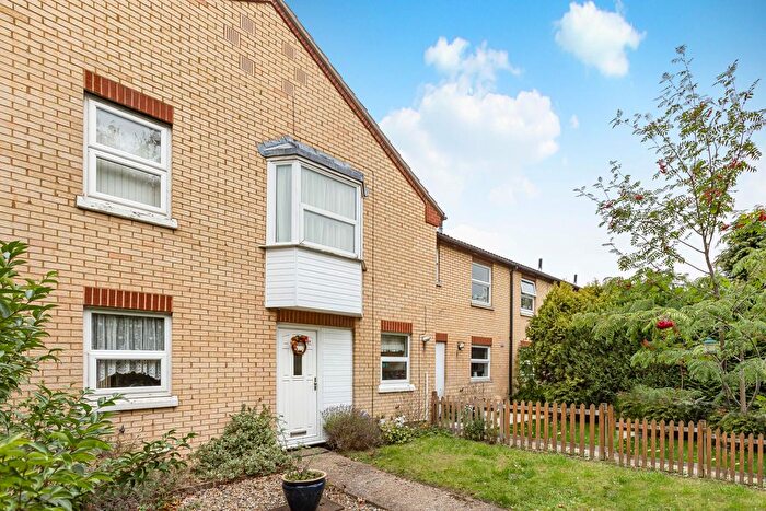 2 Bedroom Terraced House For Sale In Ludwick Way, Welwyn Garden City, AL7