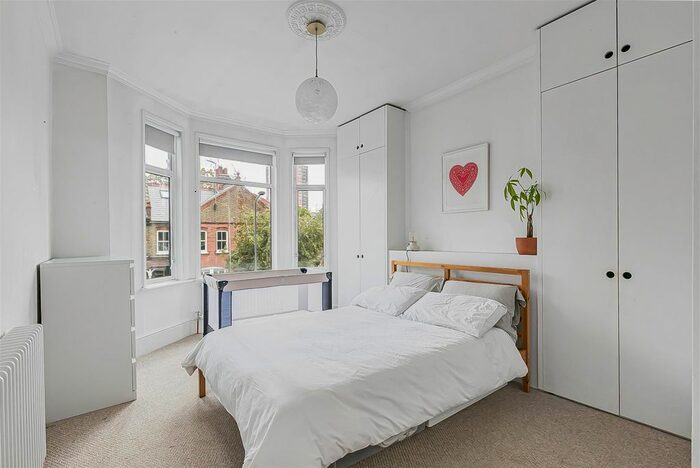 3 Bedroom End Terrace House For Sale In Barrett Road, Walthamstow, London, E17