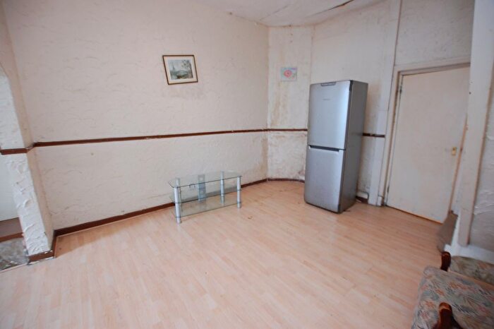 2 Bedroom Terraced House For Sale In Canterbury Street, Ashton-Under-Lyne, Greater Manchester, OL6