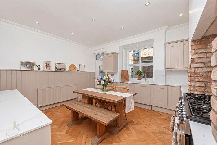 2 Bedroom End Terrace House For Sale In Sunnylea Street, Rossendale, BB4