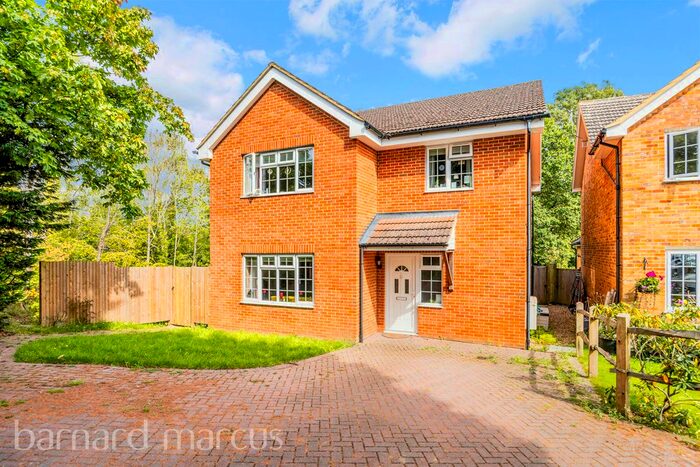 4 Bedroom Detached House To Rent In The Orchard, North Holmwood, Dorking, RH5