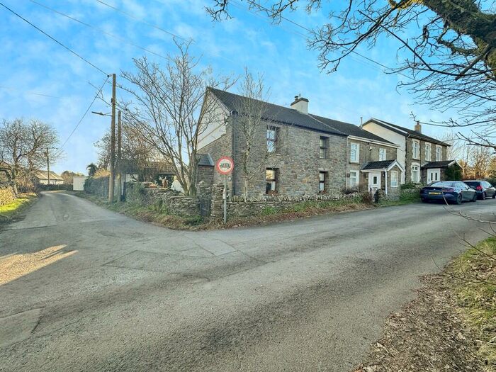 3 Bedroom Semi-Detached House For Sale In Gwern Llwyna Farm, Mill Road, Deri, CF81