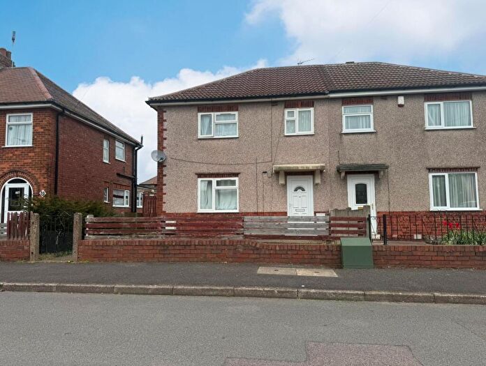 3 Bedroom Semi-Detached House For Sale In Bannerman Road, Kirkby-in-Ashfield, Nottingham, Nottinghamshire, NG17