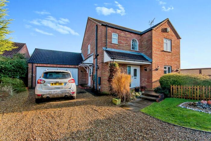 4 Bedroom Detached House For Sale In Jubilee Close, Sutton St. James, Spalding, PE12