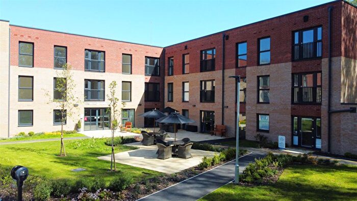 1 Bedroom Flat For Sale In Apt Jennings Grange, Idle, BD10