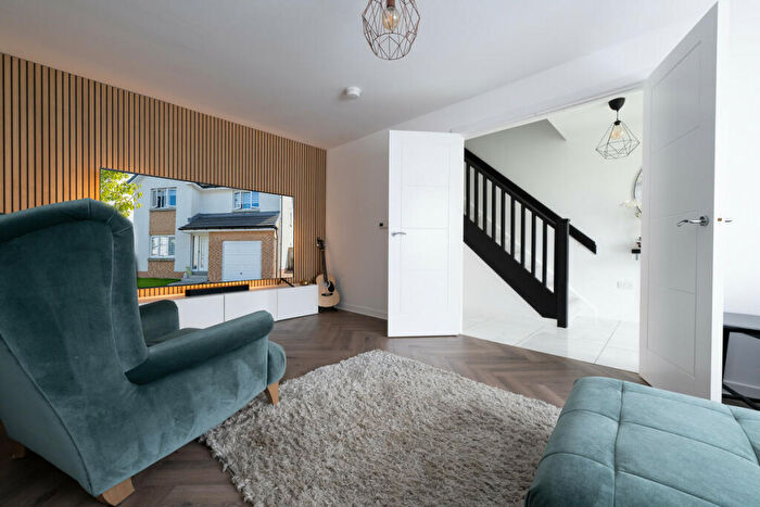 4 Bedroom Detached House For Sale In The Glebe, Inverkip, PA16