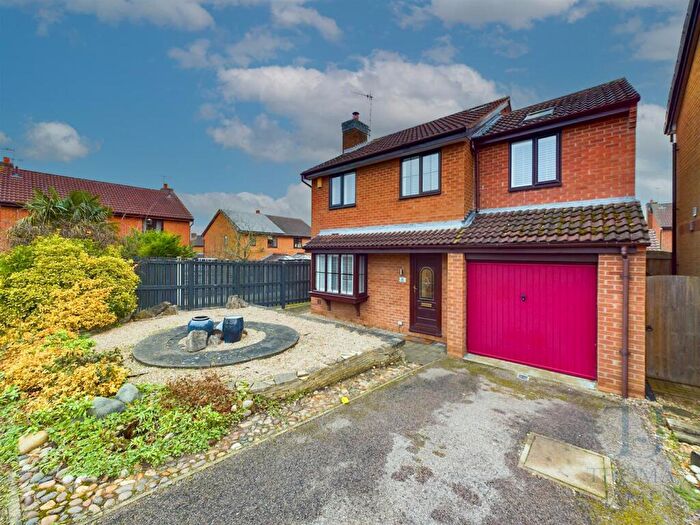 4 Bedroom Detached House For Sale In Runcie Close, Cotgrave, Nottingham, NG12