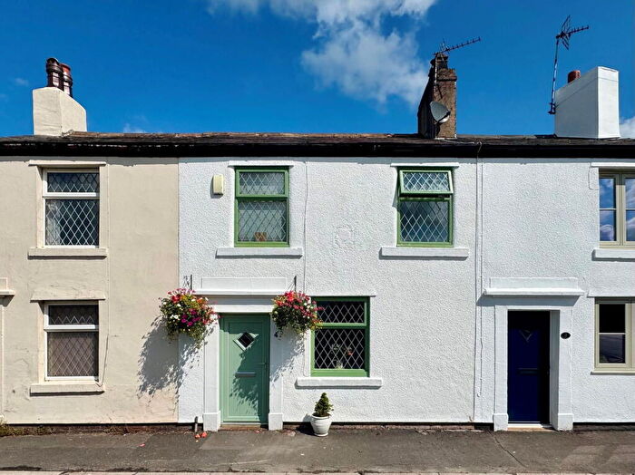 2 Bedroom Terraced House For Sale In Hall Carr Lane, Walmer Bridge, Preston, PR4