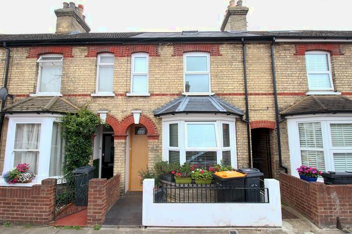 3 Bedroom Terraced House To Rent In Dudley Street, Bedford, MK40