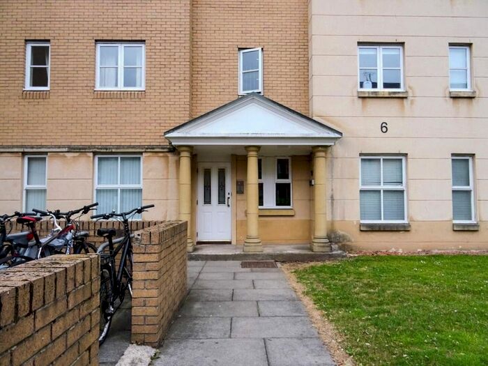 1 Bedroom Flat To Rent In Tytler Gardens, Holyrood, Edinburgh, EH8