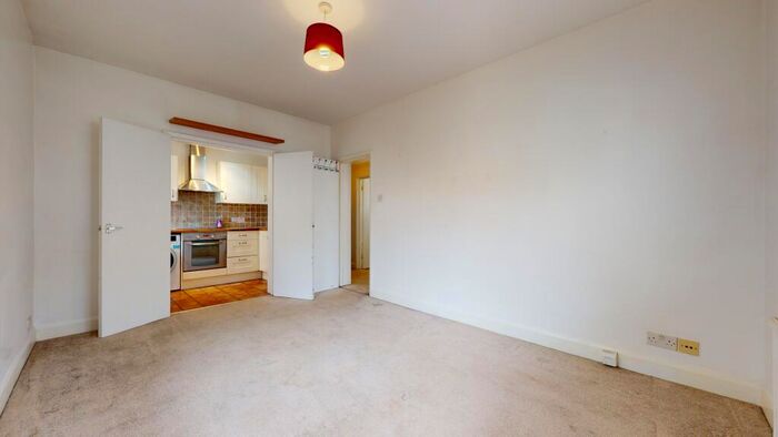 1 Bedroom Flat To Rent In Lansdowne Place, Hove, BN3