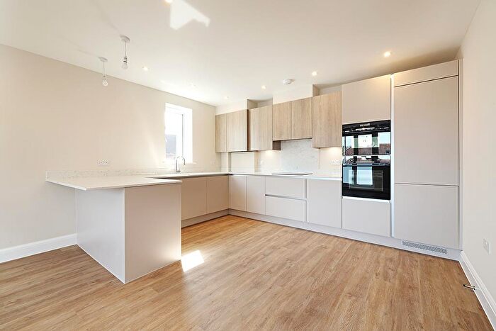 2 Bedroom Apartment For Sale In McLAREN Court, Fetcham, KT22
