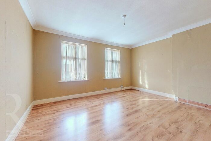 2 Bedroom Flat To Rent In All Souls Avenue, London, NW10