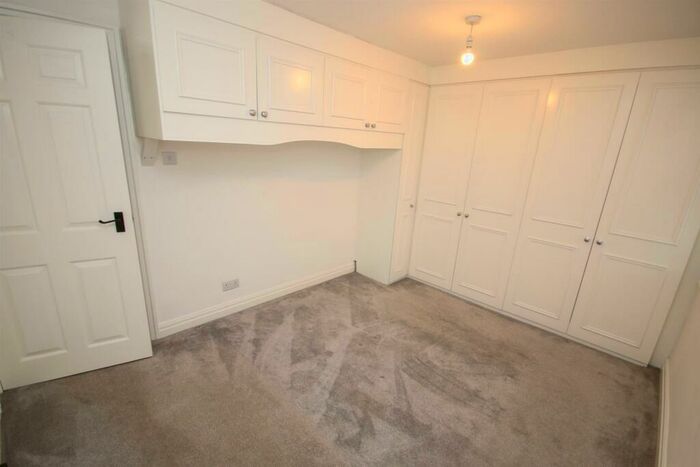 1 Bedroom Flat To Rent In Waterfront House, Montonmill Gardens, Eccles, M30