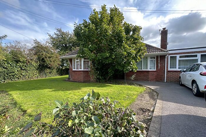 3 Bedroom Bungalow For Sale In Ashton Close, Great Mongeham, CT14