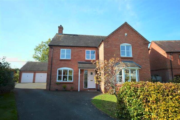 4 Bedroom Detached House For Sale In Court Meadow, Pembridge, HR6