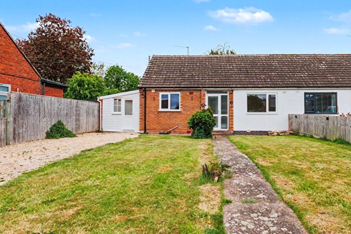 2 Bedroom Semi-Detached Bungalow For Sale In Magdalen Close, Lower Quinton, CV37