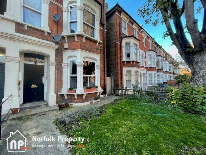 1 Bedroom Flat To Rent In Southwark, SE15