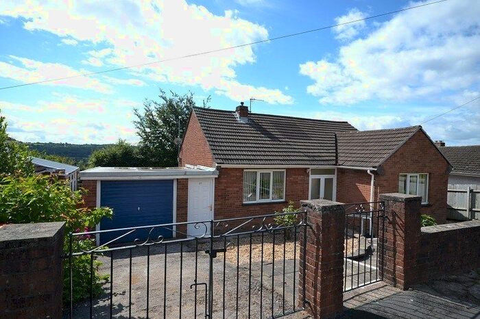 2 Bedroom Detached Bungalow To Rent In Augustan Close, Caerleon, Newport, NP18