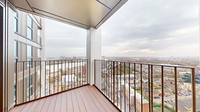 1 Bedroom Flat To Rent In One Thames Quay, Marsh Wall, London, E14