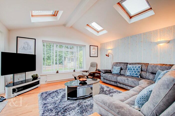 5 Bedroom Detached House For Sale In Hallfields, Edwalton, Nottingham, NG12