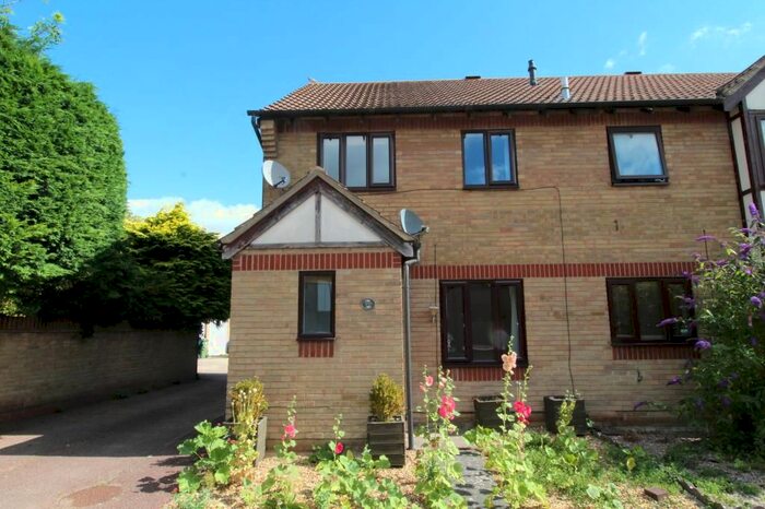 3 Bedroom Semi-Detached House To Rent In Vermuyden Way, Fen Drayton, Cambridge, Cambridgeshire, CB24