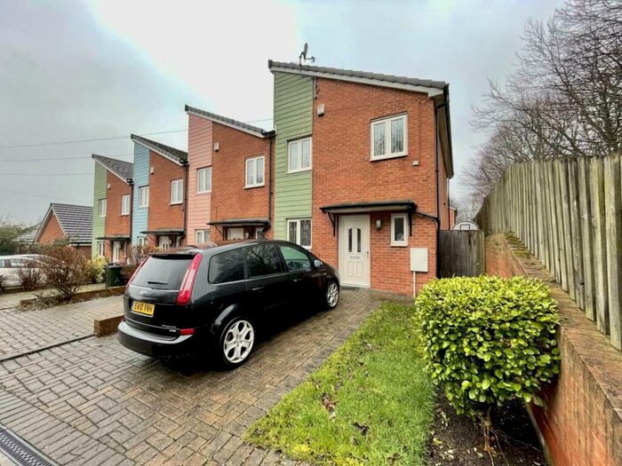 3 Bedroom House To Rent In Aldham House Lane, Wombwell, Barnsley, S73