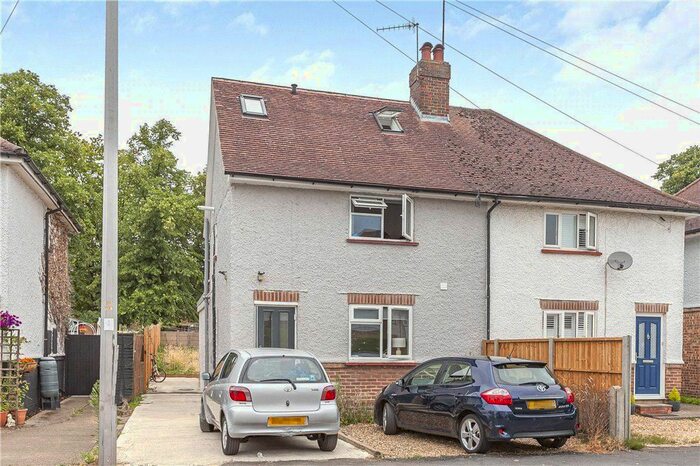 5 Bedroom Semi-Detached House To Rent In Cedar Way, Guildford, Surrey, GU1