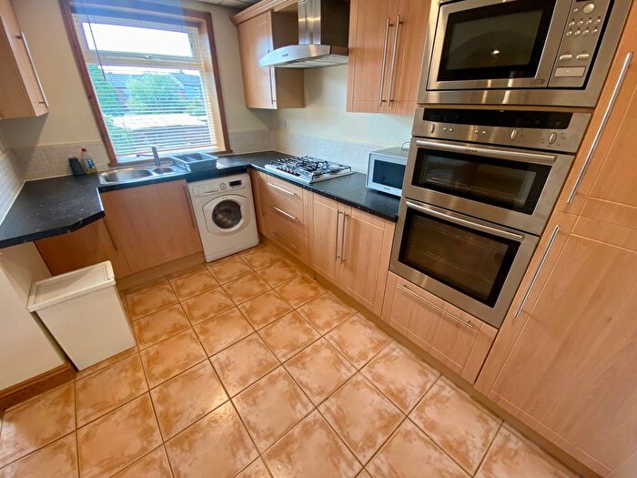 2 Bedroom Flat To Rent In Nottingham Road, Ilkeston, DE7