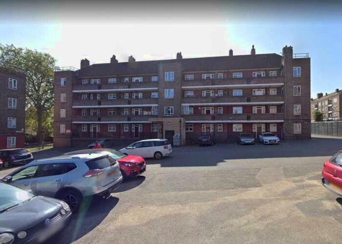 4 Bedroom Flat To Rent In Hathersley House, Tulse Hill, SW2