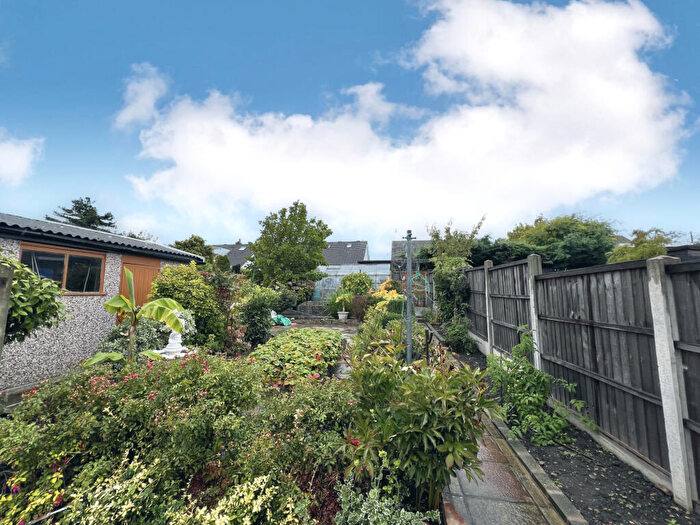 2 Bedroom Bungalow For Sale In Cheltenham Crescent, Thornton, FY5