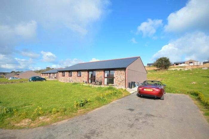 3 Bedroom Property To Rent In New Portreath Road, Redruth, TR16