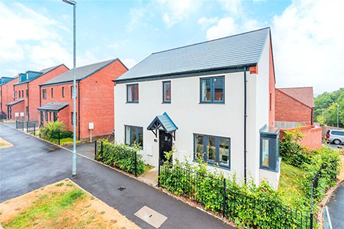 4 Bedroom Detached House For Sale In Brookes Avenue, Telford, Shropshire, TF3