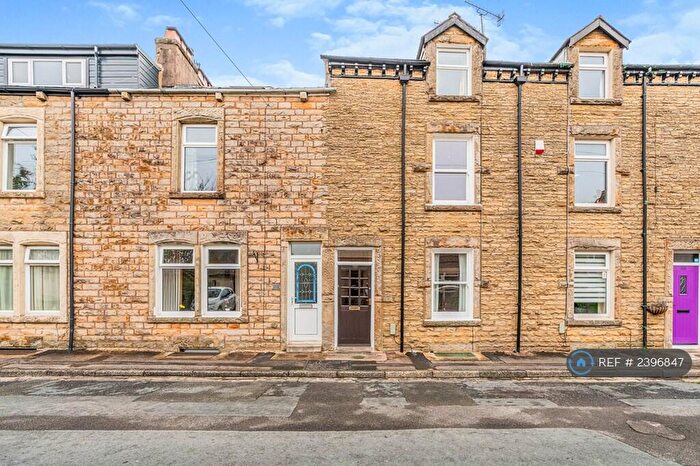 4 Bedroom Terraced House To Rent In New Street, Halton, Lancaster, LA2
