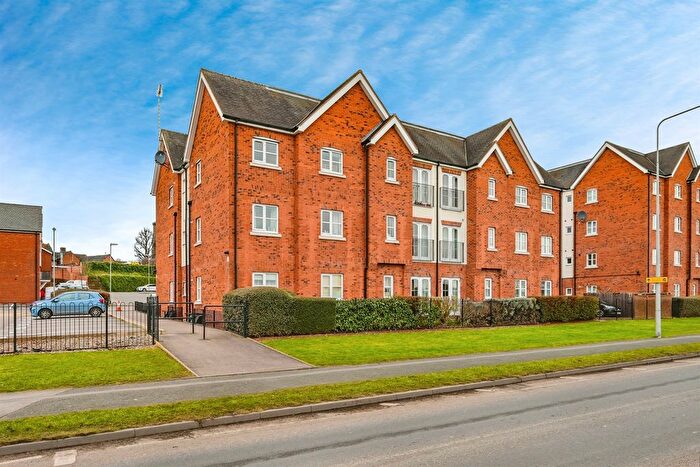 2 Bedroom Flat For Sale In Chamberlain Close, Uttoxeter, ST14