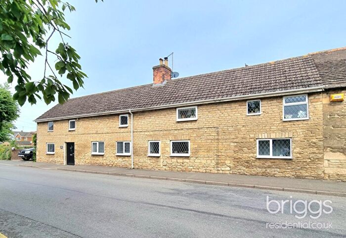 5 Bedroom Character Property For Sale In Towngate East, Market Deeping, PE6