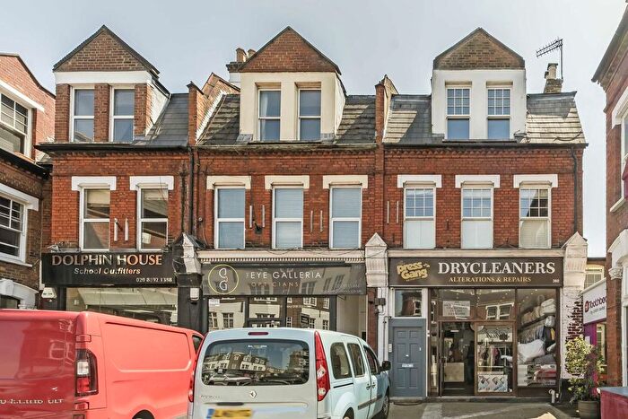 1 Bedroom Flat To Rent In Richmond Road, East Twickenham, TW1