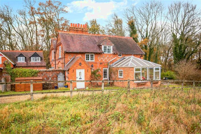 2 Bedroom Semi-Detached House For Sale In Foley Cottages, Stockcross, Newbury, Berkshire RG20