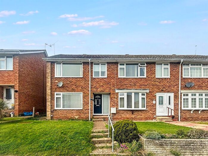 3 Bedroom End Terrace House For Sale In The Rising, Eastbourne, BN23