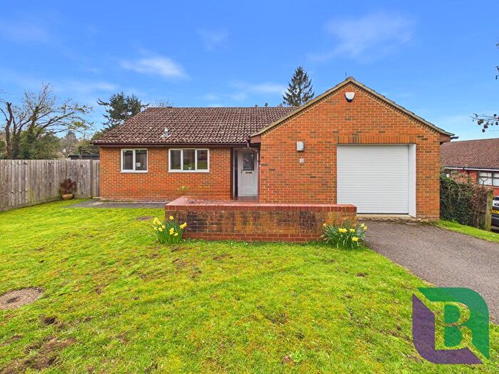 2 Bedroom Bungalow For Sale In Asplands Close, Milton Keynes, MK17