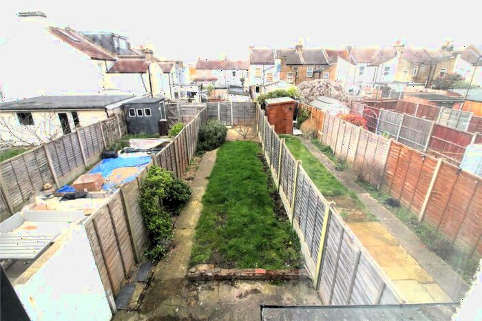 2 Bedroom Terraced House To Rent In Nelson Road, Northfleet, Gravesend, Kent, DA11