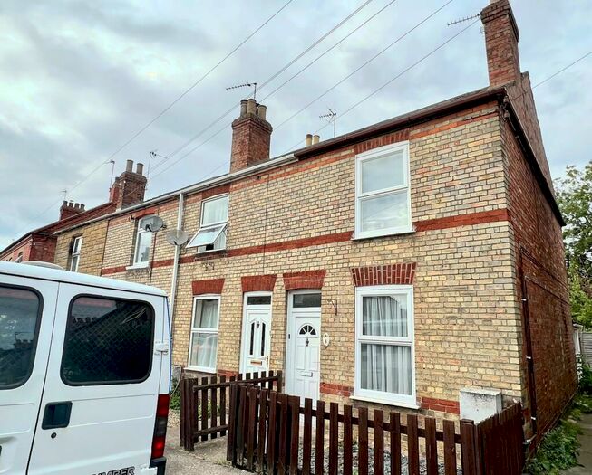 2 Bedroom End Of Terrace House To Rent In Regents Street, Spalding, PE11