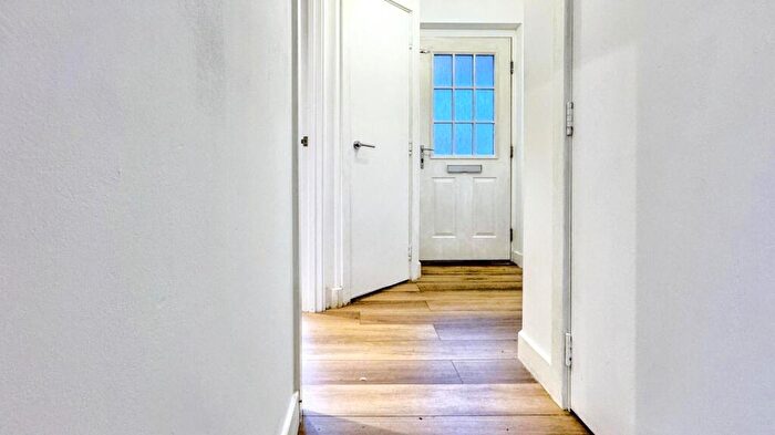 2 Bedroom Terraced House For Sale In Bartholomews Square, Horfield, BS7